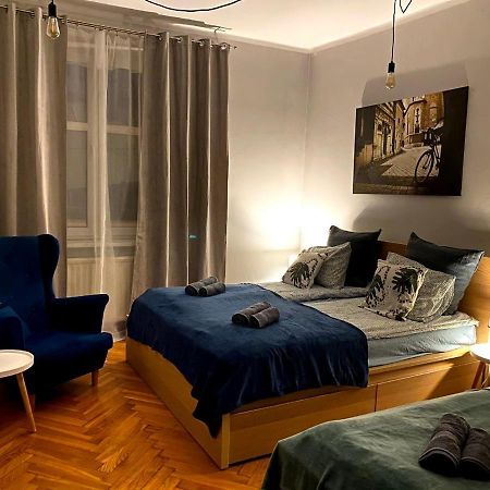 Apartmán Lares And Penates Krakov Exteriér fotografie