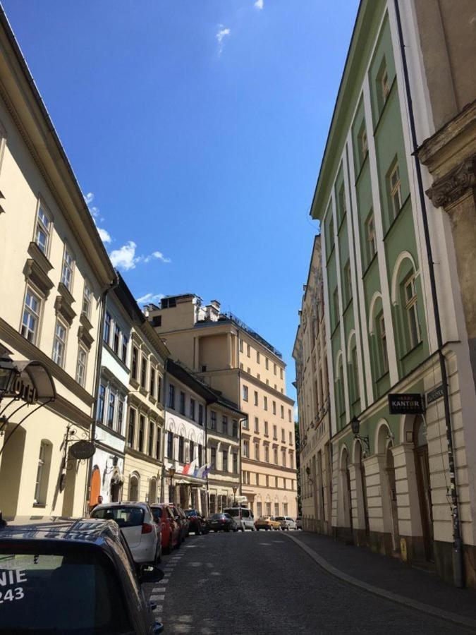 Apartmán Lares And Penates Krakov Exteriér fotografie