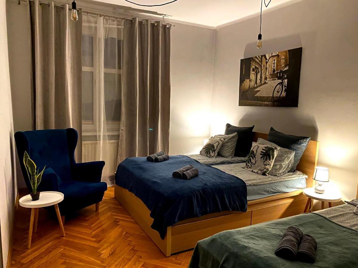 Apartmán Lares And Penates Krakov Exteriér fotografie